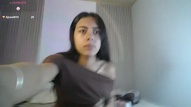 Snapshot of LilybethGray chatting on 14, 10, 2025 LilybethGray online show from 14, 10, 2025