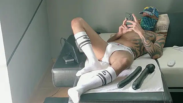 Snapshot of slavic_boy_39 chatting on 19, 4, 2026 slavic boy 39 online show from 19, 4, 2026