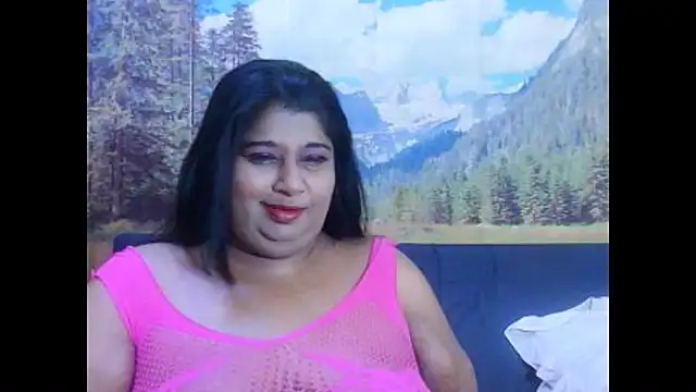 Snapshot of indianhoney694u chatting on 7, 2, 2026 indianhoney694u online show from 7, 2, 2026