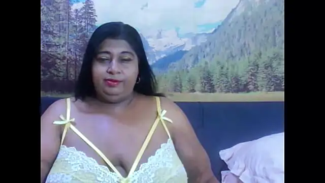 Snapshot of indianhoney694u chatting on 26, 2, 2026 indianhoney694u online show from 26, 2, 2026