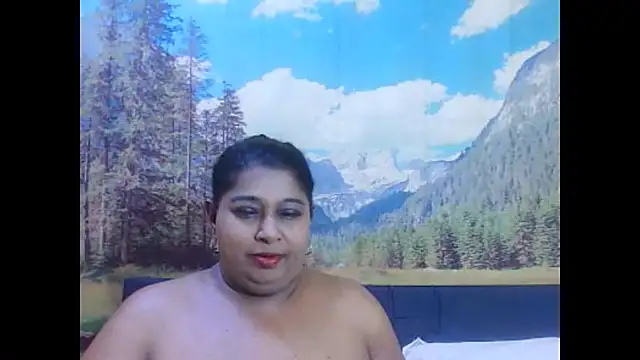 Snapshot of indianhoney694u chatting on 7, 3, 2026 indianhoney694u online show from 7, 3, 2026