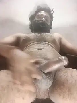 Snapshot of Rangabilla1947 chatting on 3, 10, 2025 Rangabilla1947 online show from 3, 10, 2025