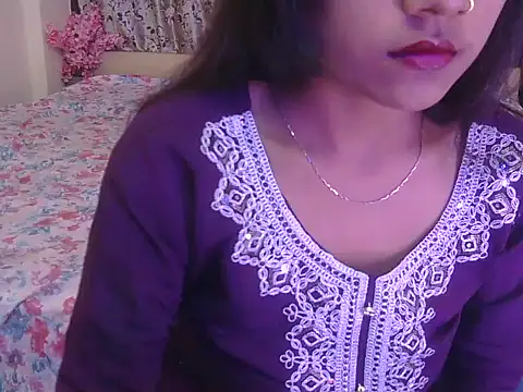 hoty-priya online show from 8, 2, 2026