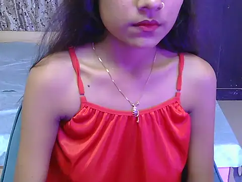 Snapshot of hoty-priya chatting on 24, 4, 2026 hoty-priya online show from 24, 4, 2026