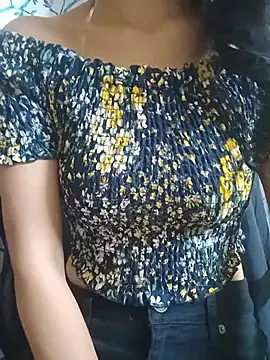 Aashiika1176 online show from 4, 11, 2025