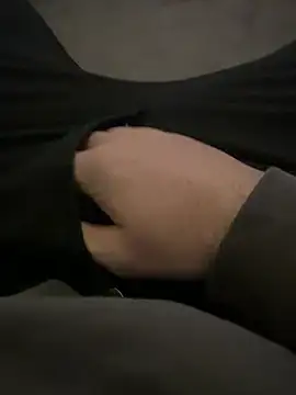 Snapshot of biversboy chatting on 4, 3, 2026 biversboy online show from 4, 3, 2026