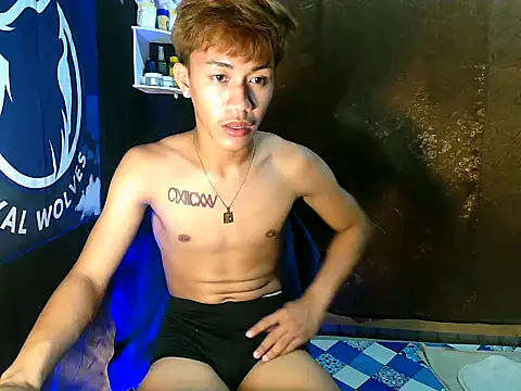 Snapshot of naughtyboyloy_0 chatting on 14, 10, 2025 naughtyboyloy 0 online show from 14, 10, 2025