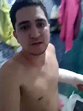 Snapshot of Picademel2525 chatting on 23, 10, 2025 Picademel2525 online show from 23, 10, 2025