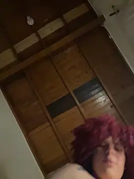 Enyagleam  online show from 25, 9, 2025