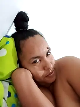 Snapshot of Viviana_h chatting on 13, 11, 2025 Viviana h online show from 13, 11, 2025