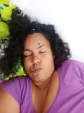 Snapshot of Viviana_h chatting on 16, 11, 2025 Viviana h online show from 16, 11, 2025