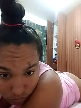 Snapshot of Viviana_h chatting on 24, 11, 2025 Viviana h online show from 24, 11, 2025