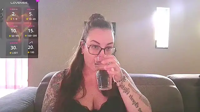 Miss Lucifer6 online show from 30, 9, 2025