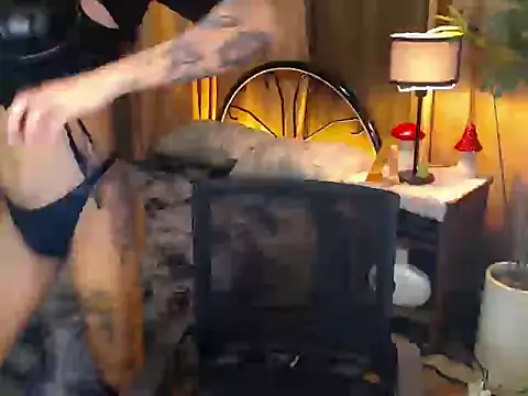 Snapshot of WILDROXIE chatting on 18, 9, 2025 WILDROXIE online show from 18, 9, 2025