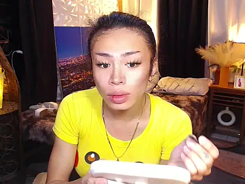 Snapshot of WILDROXIE chatting on 28, 10, 2025 WILDROXIE online show from 28, 10, 2025