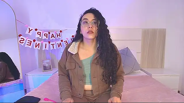 Snapshot of alehia_cute chatting on 16, 2, 2026 alehia cute online show from 16, 2, 2026