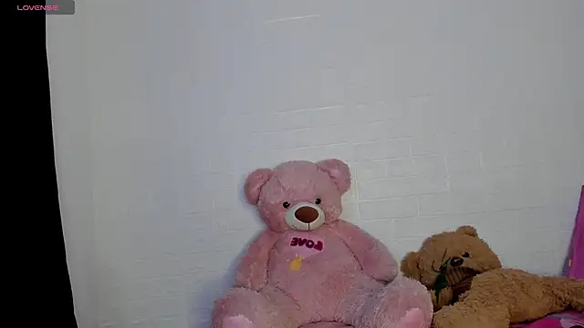 Snapshot of HaileyDuke chatting on 2, 5, 2026 HaileyDuke online show from 2, 5, 2026