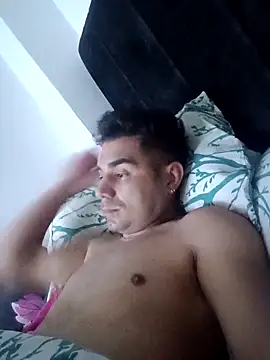 Snapshot of Ffeenniizz chatting on 31, 3, 2026 Ffeenniizz online show from 31, 3, 2026