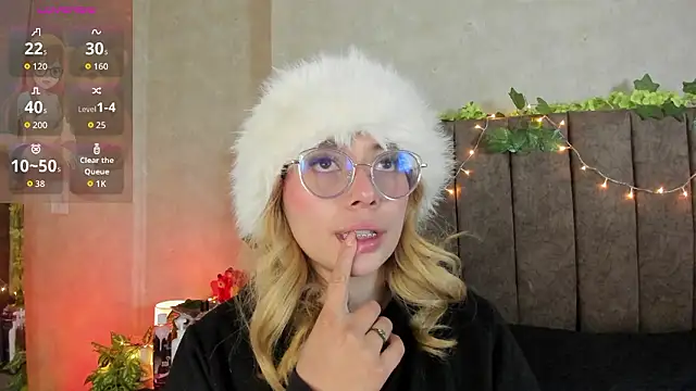 Snapshot of LanaMills_ chatting on 13, 3, 2026 LanaMills online show from 13, 3, 2026