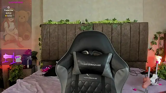 Snapshot of LanaMills_ chatting on 30, 3, 2026 LanaMills online show from 30, 3, 2026