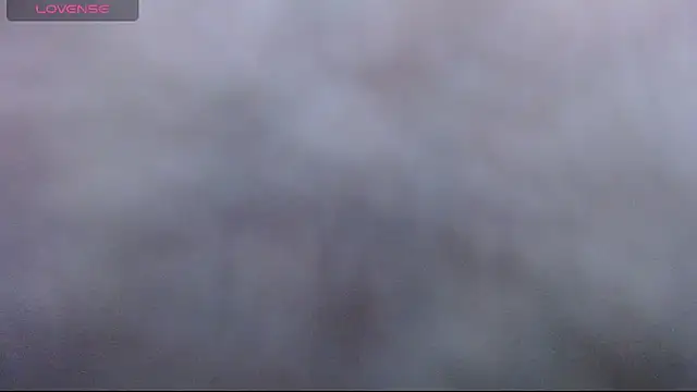 Snapshot of MiahLove3x chatting on 14, 12, 2025 MiahLove3x online show from 14, 12, 2025