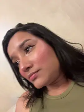 Snapshot of HannahMontgomery chatting on 7, 11, 2025 HannahMontgomery online show from 7, 11, 2025