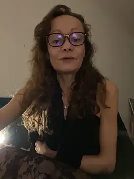 Snapshot of Chris06d22@xh chatting on 5, 11, 2025 Chris06d22xh online show from 5, 11, 2025