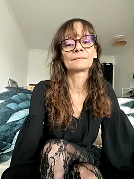 Snapshot of Chris06d22@xh chatting on 23, 11, 2025 Chris06d22xh online show from 23, 11, 2025