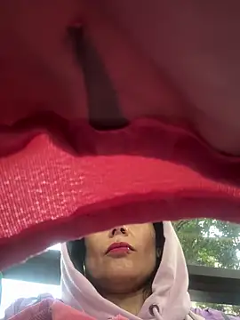 Snapshot of CharlotteCottin chatting on 31, 3, 2026 CharlotteCottin online show from 31, 3, 2026