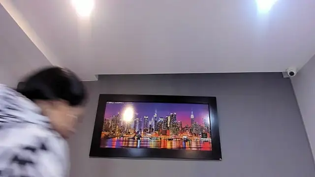 Snapshot of CharlotteCottin chatting on 17, 4, 2026 CharlotteCottin online show from 17, 4, 2026