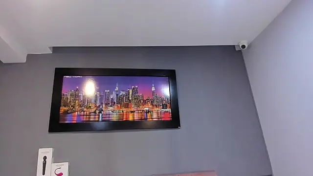 Snapshot of CharlotteCottin chatting on 21, 4, 2026 CharlotteCottin online show from 21, 4, 2026