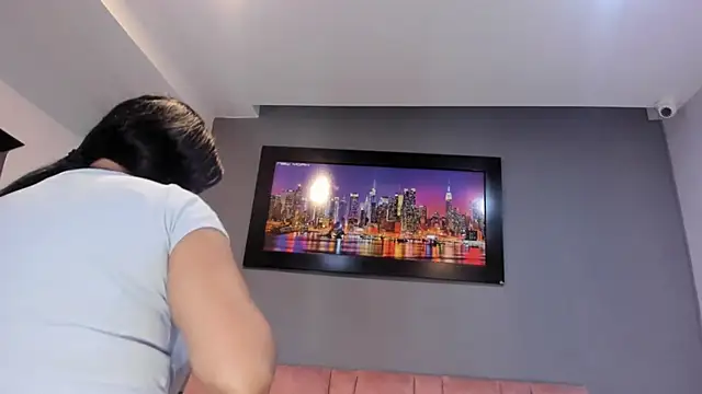 Snapshot of CharlotteCottin chatting on 23, 4, 2026 CharlotteCottin online show from 23, 4, 2026