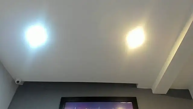 Snapshot of CharlotteCottin chatting on 23, 7, 2026 CharlotteCottin online show from 23, 7, 2026
