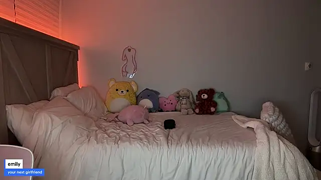 emmyfawn online show from 15, 9, 2025