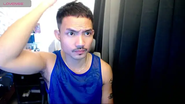 Snapshot of Thefriskyasian chatting on 22, 11, 2025 Thefriskyasian online show from 22, 11, 2025