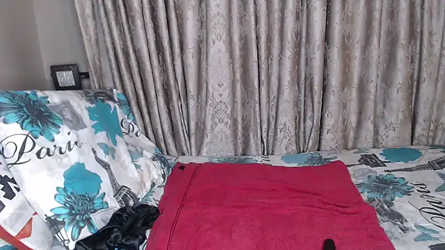 Lunalee online show from 25, 3, 2026