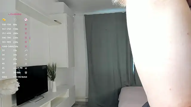 MarenRawicki online show from 4, 11, 2025