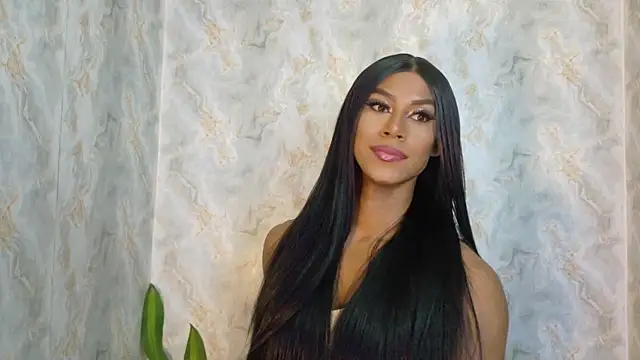 Snapshot of beauty_nina chatting on 25, 10, 2025 beauty nina online show from 25, 10, 2025