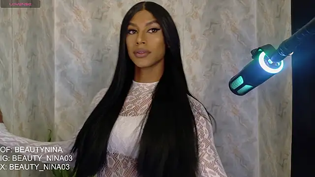 Snapshot of beauty_nina chatting on 8, 3, 2026 beauty nina online show from 8, 3, 2026