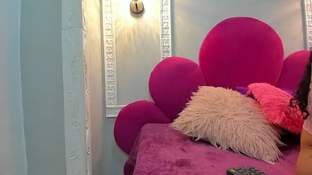 Saammy 17 online show from 27, 10, 2025