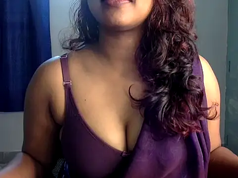 Hot-Honey20 online show from 20, 10, 2025