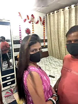 Snapshot of Cute_plak02 chatting on 17, 10, 2025 Cute plak02 online show from 17, 10, 2025