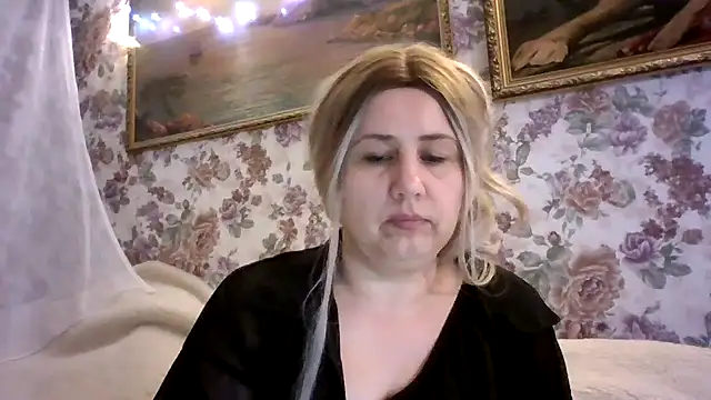 Snapshot of LustyyX chatting on 18, 4, 2026 LustyyX online show from 18, 4, 2026
