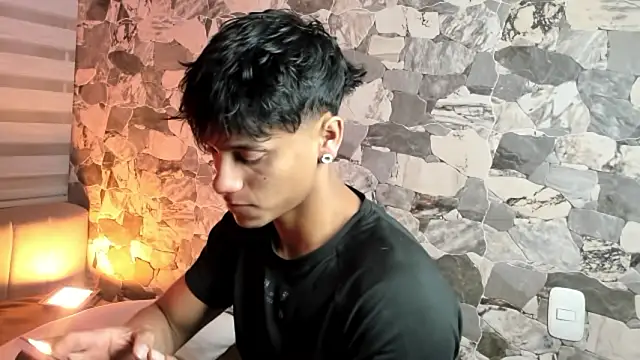 Snapshot of ZYZZ1312 chatting on 11, 3, 2026 ZYZZ1312 online show from 11, 3, 2026