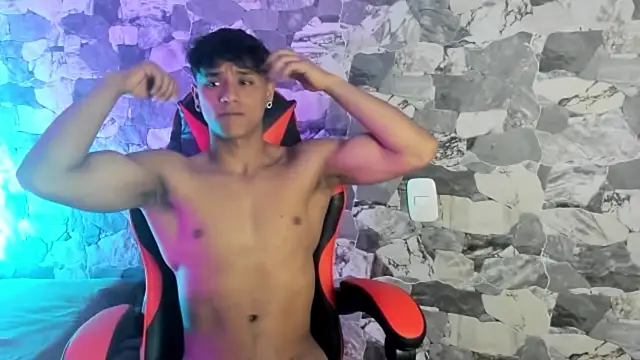 Snapshot of ZYZZ1312 chatting on 21, 4, 2026 ZYZZ1312 online show from 21, 4, 2026