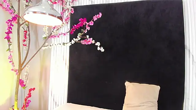 MONIK FOX CR online show from 30, 11, 2025