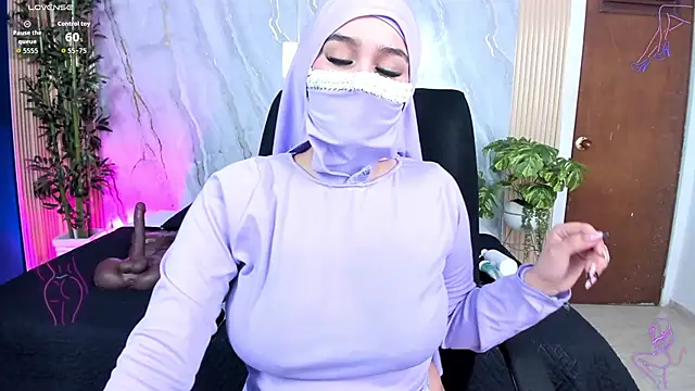 Snapshot of Hadarah_persa chatting on 6, 11, 2025 Hadarah persa online show from 6, 11, 2025