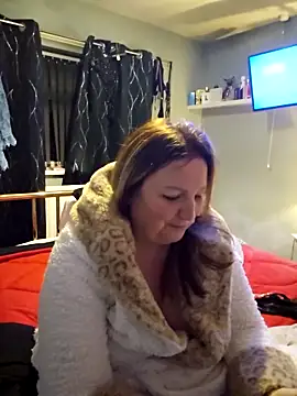 Snapshot of Naughtiness-but-Nice chatting on 14, 11, 2025 Naughtiness-but-Nice online show from 14, 11, 2025