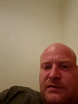 svenni2525 online show from 25, 10, 2025