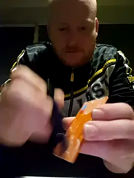 svenni2525 online show from 3, 11, 2025